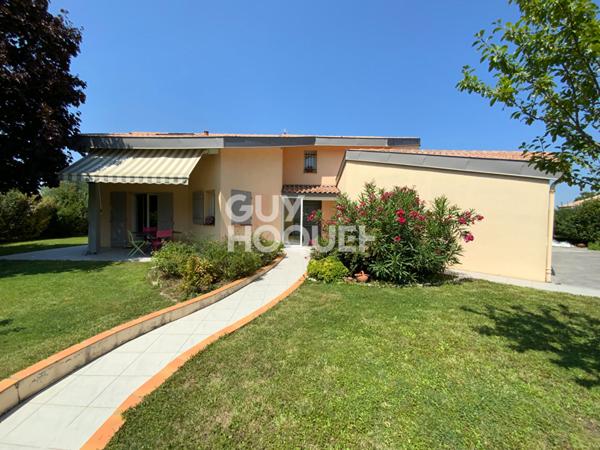 Labarthe-sur-Lèze - Maison d'architecte de 161 m2 sur une parcelle de 950 m2