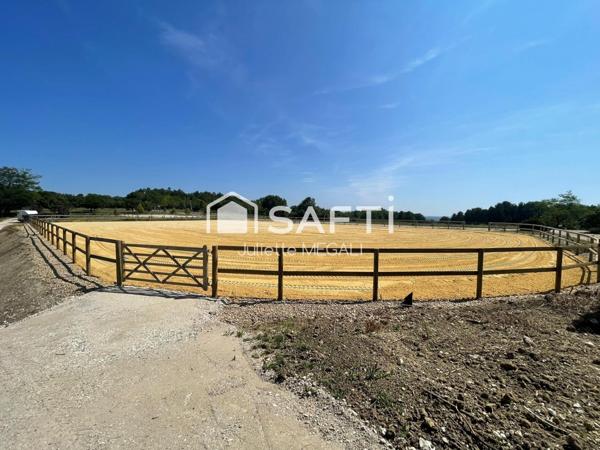 Propriété équestre aux infrastuctures haut de gamme