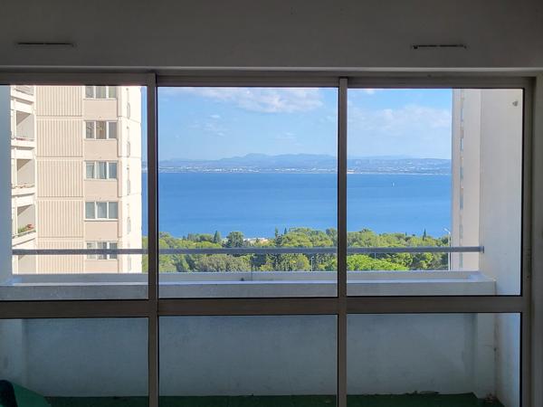 Martigues (13500) VUE PANORAMIQUE SUR ETANG APPARTEMENT 4 PIECES 85M2 AVEC CAVE