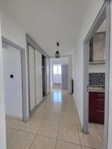 Martigues (13500) VUE PANORAMIQUE SUR ETANG APPARTEMENT 4 PIECES 85M2 AVEC CAVE