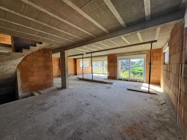 Maison neuve à terminer – 160 m² sur 750 m² de terrain