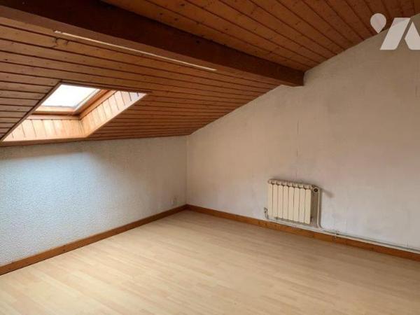 Maison d'habitation f6 avec terrain attenant