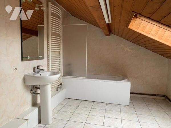 Maison d'habitation f6 avec terrain attenant