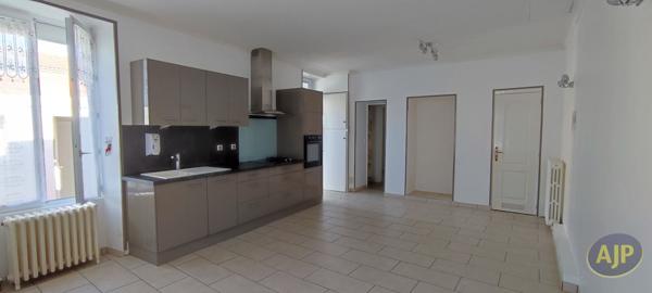 Vente maison Pons : 178 000 € - AJP Immobilier Pons