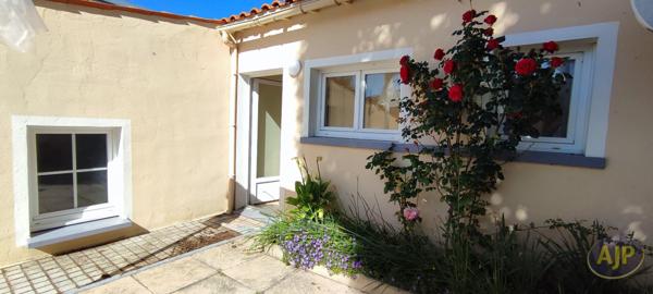 Vente maison Pons : 178 000 € - AJP Immobilier Pons