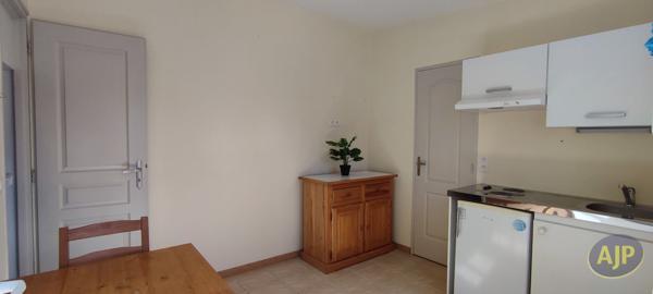 Vente maison Pons : 178 000 € - AJP Immobilier Pons