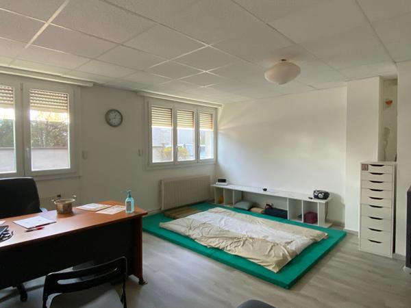 Locaux Montargis 179.54 m2 investisseurs
