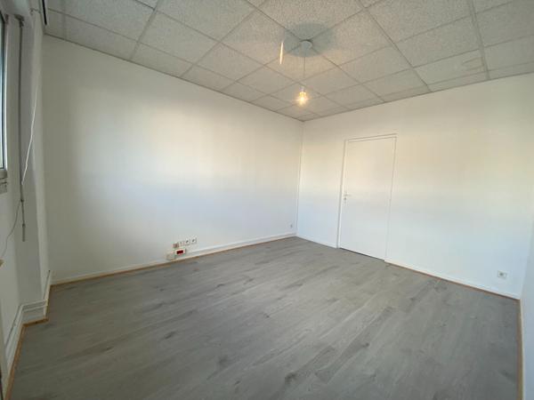 Locaux Montargis 179.54 m2 investisseurs