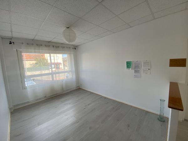 Locaux Montargis 179.54 m2 investisseurs