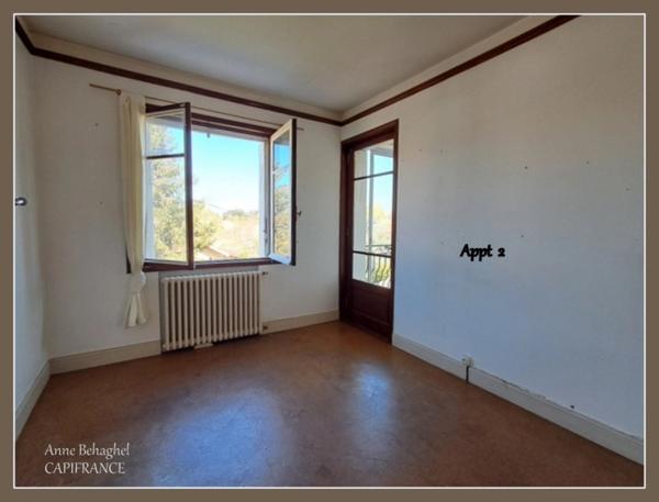 Maison à vendre 7 pièces- 2 logements et 2 garages CONDOM (32)