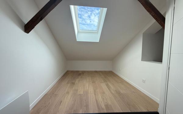 Appartement à louer    3 pièces •  Douai