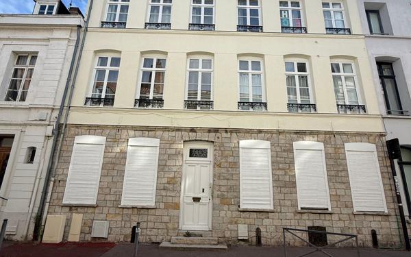 Appartement à louer    3 pièces •  Douai