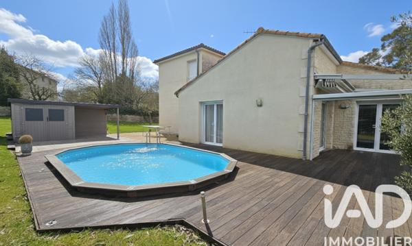 Maison à vendre 10 pièces 249 m² Aiffres