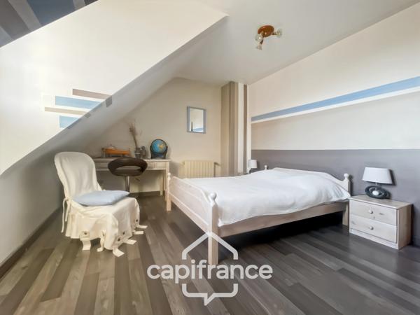 Superbe maison familiale de 175 m² sur terrain arboré de 1209m² !