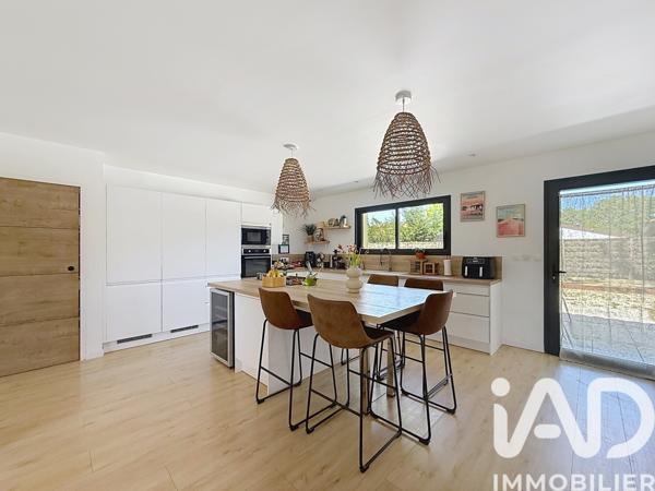 Maison à vendre 5 pièces 160 m² Salles