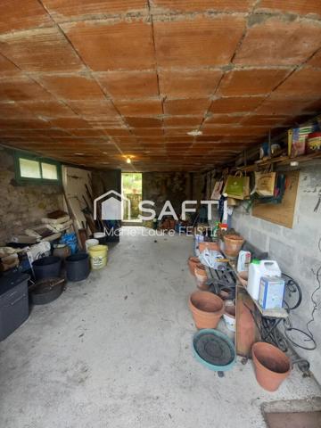 Loches – Petit pavillon de 49 m² sur sous-sol de 42 m2 avec terrain 917 m2 et grenier aménageable