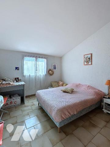 SUPER CANNES VILLA 230 M2 AVEC VUE DEGAGEE MER ET MONTAGNE