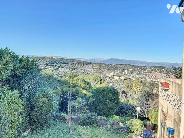SUPER CANNES VILLA 230 M2 AVEC VUE DEGAGEE MER ET MONTAGNE