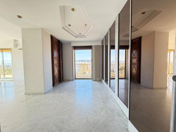 ✨ Exceptionnel - Appartement 3 pièces – Vue mer panoramique –parking et cave- Juan-les-Pins