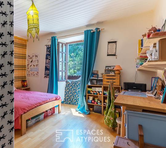 Ancien moulin situé à proximité de Die, en bordure de rivière