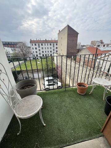 Appartement Atypique 3 pièces Métro Croix de Chavaux