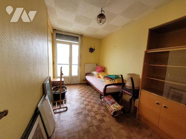 Situé au 6ème étage d'une résidence de standing sécurisée, avec concierge et ascenseur, apparte...