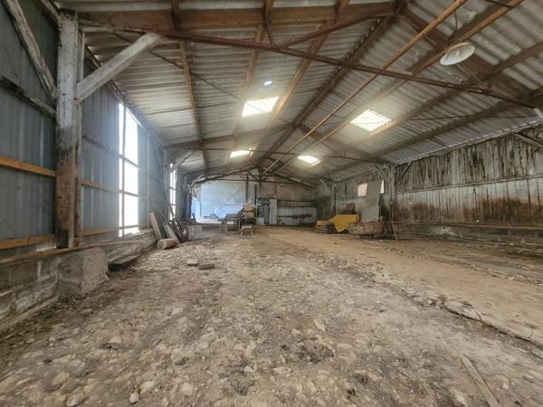 HANGARDS 400 M2