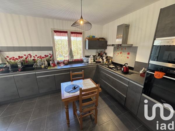 Maison à vendre 4 pièces 98 m² Céreste-en-Luberon