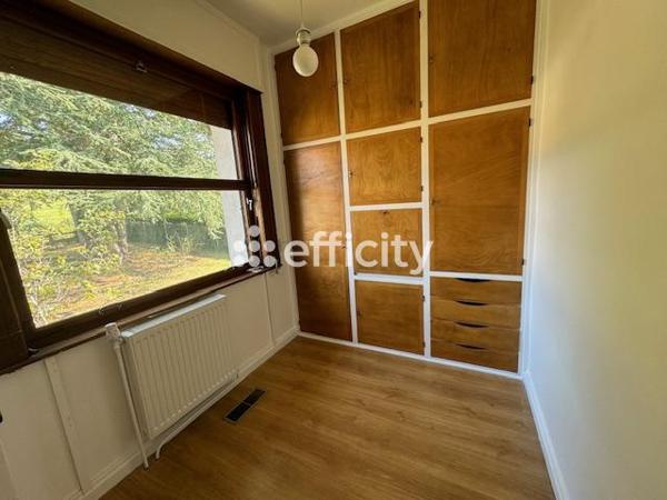 Maison 8 pièces - 200 m² Exclusivité efficity