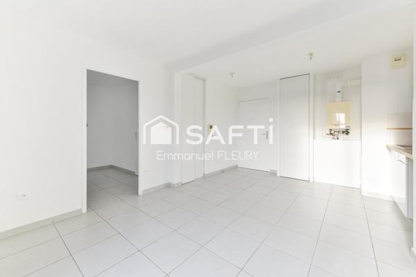 Dernier étage avec balcon sans vis-à-vis – Souillarderie