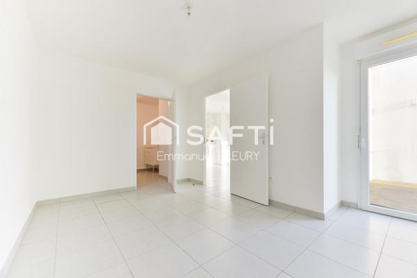 Dernier étage avec balcon sans vis-à-vis – Souillarderie