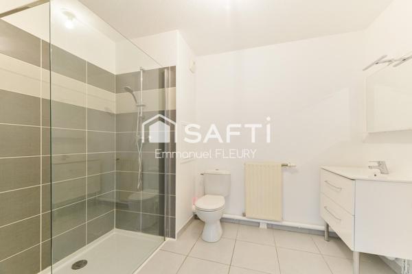 Dernier étage avec balcon sans vis-à-vis – Souillarderie