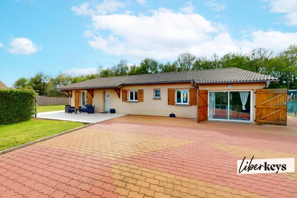 SAINT RÉMY - VILLA PLAIN PIED non mitoyenne - SALON 40 M² - 3 CHAMBRES - BUANDERIE - 1185 M² TERRAIN