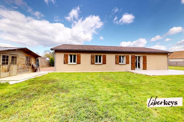 SAINT RÉMY - VILLA PLAIN PIED non mitoyenne - SALON 40 M² - 3 CHAMBRES - BUANDERIE - 1185 M² TERRAIN
