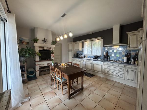 Bon-Encontre (47240) MAISON 167 M2 AVEC GARAGE ET JARDIN DE 1637 M2
