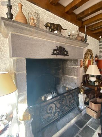 Maison de maître à vendre à Anglards-de-Salers dans le Cantal (15380), ref : 15060/1119