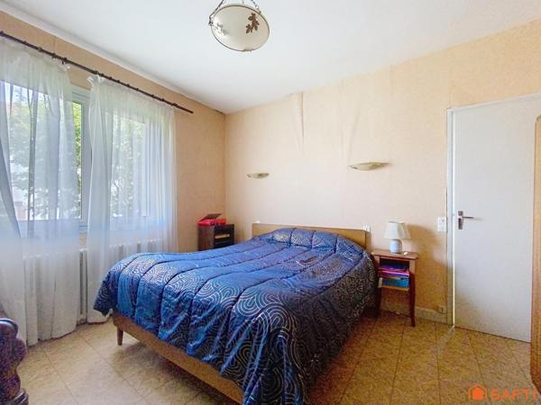 Maison avec jardin centre village