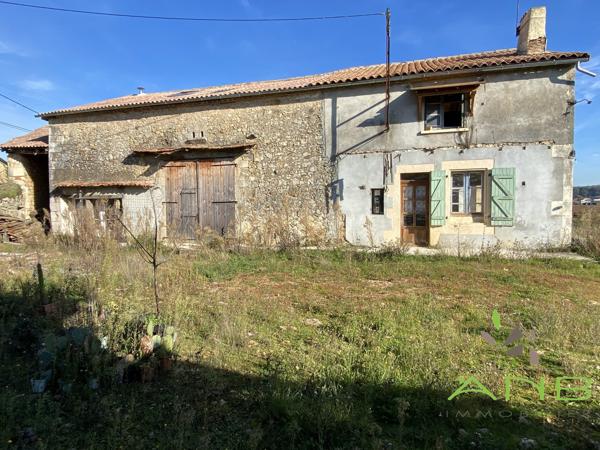 Ancien corps de ferme en cours de rénovation – vers une autonomie complète - Saint Sornin - Charente - 16220