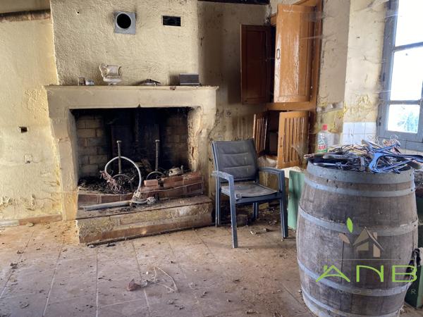 Ancien corps de ferme en cours de rénovation – vers une autonomie complète - Saint Sornin - Charente - 16220