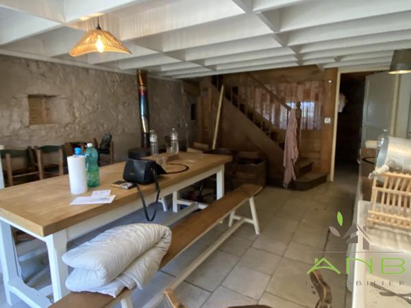 Ancien corps de ferme en cours de rénovation – vers une autonomie complète - Saint Sornin - Charente - 16220