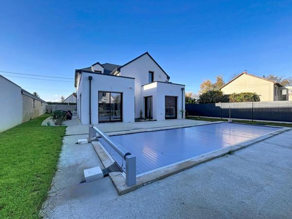 Lumière, volume et élégance aux portes de Tours