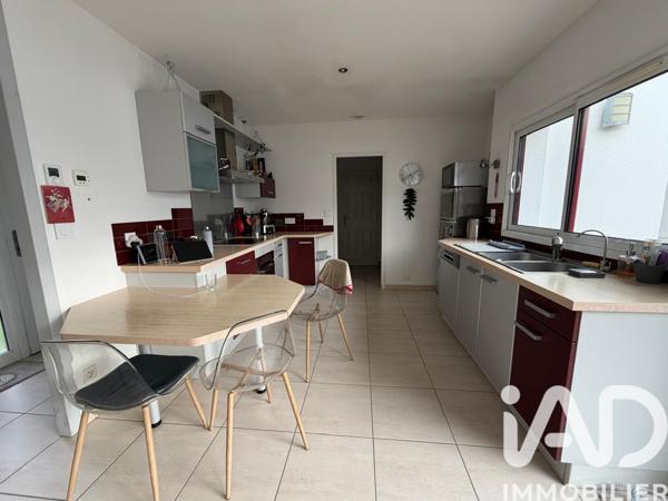 Maison à vendre 5 pièces 126 m² Dompierre-sur-Mer