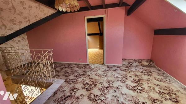 Montbeliard, en impasse maison traditionnelle six pièces sur 11a 64ca de terrain