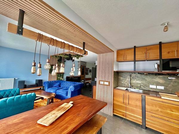 Appartement T2 transformable en T3 avec terrasse, cave et garage à COGNIN