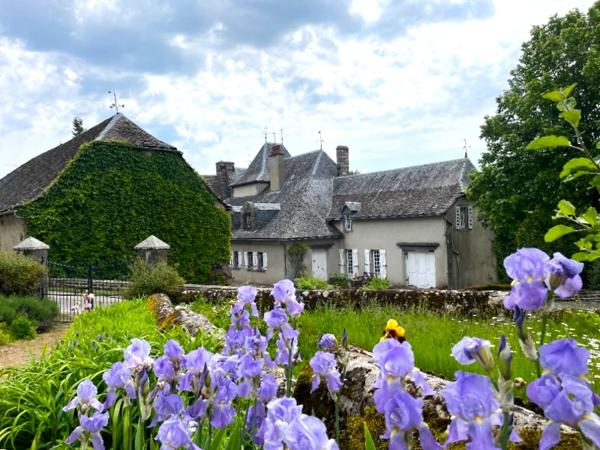 Manoir avec Corps de Ferme Chaudes Aigues Chaudes aigues