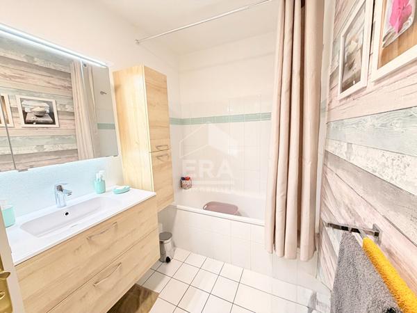 SAINT MARTIN BOULOGNE APPARTEMENT 2 CHAMBRES, BALCON, PLACE DE PARKING