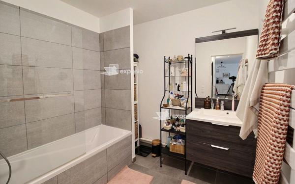 Appartement à vendre    3 pièces • 61 m2 Clichy