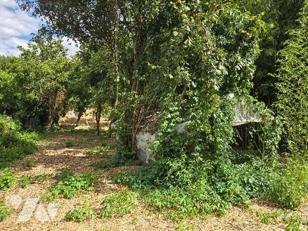 Terrain a bâtir de 1461 m2