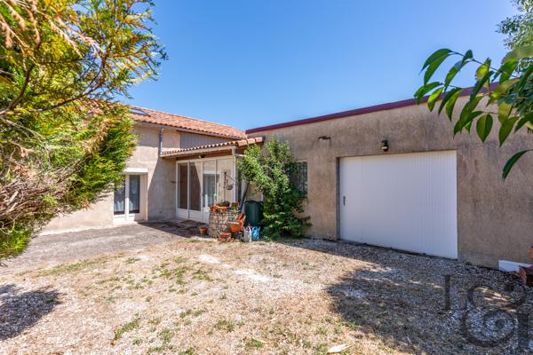 Maison rénovée à vendre proche commerces de Villeneuve-sur-Lot