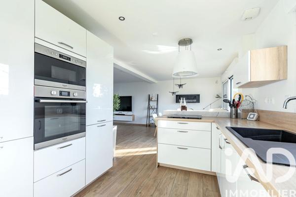 Maison à vendre 6 pièces 118 m² Forges-les-Bains